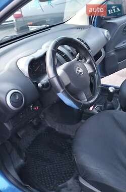 Хэтчбек Nissan Note 2008 в 