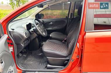 Хэтчбек Nissan Note 2006 в 