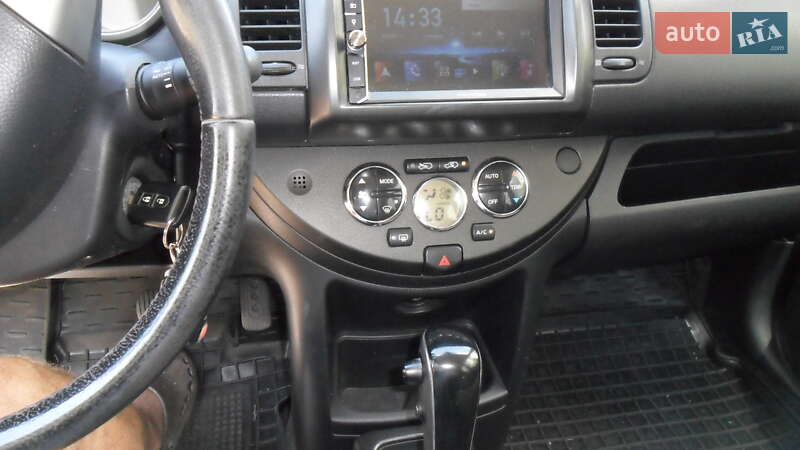 Хэтчбек Nissan Note 2007 в Киеве