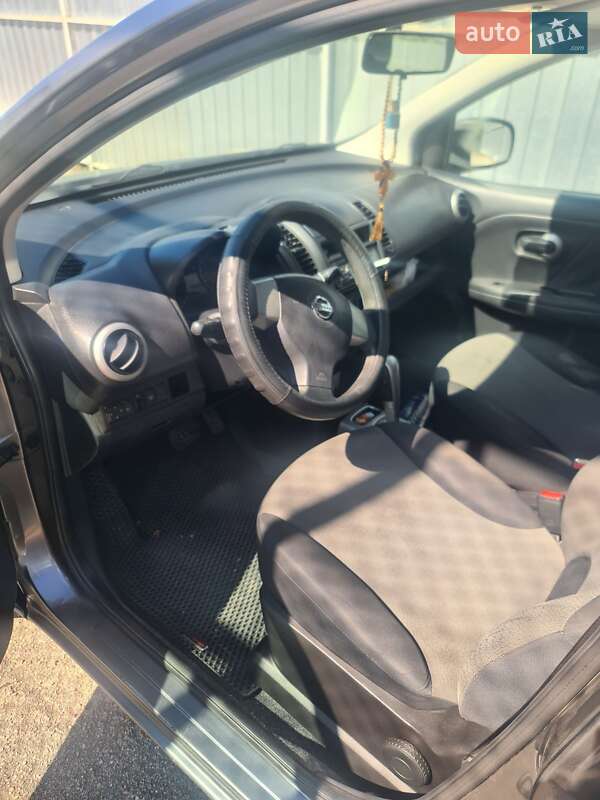 Хэтчбек Nissan Note 2010 в Кропивницком