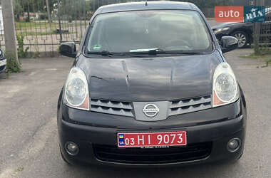 Хэтчбек Nissan Note 2006 в 