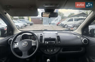 Хэтчбек Nissan Note 2006 в 