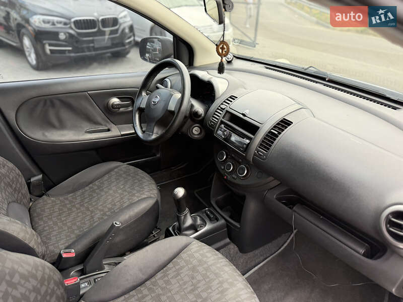 Хэтчбек Nissan Note 2008 в Киеве