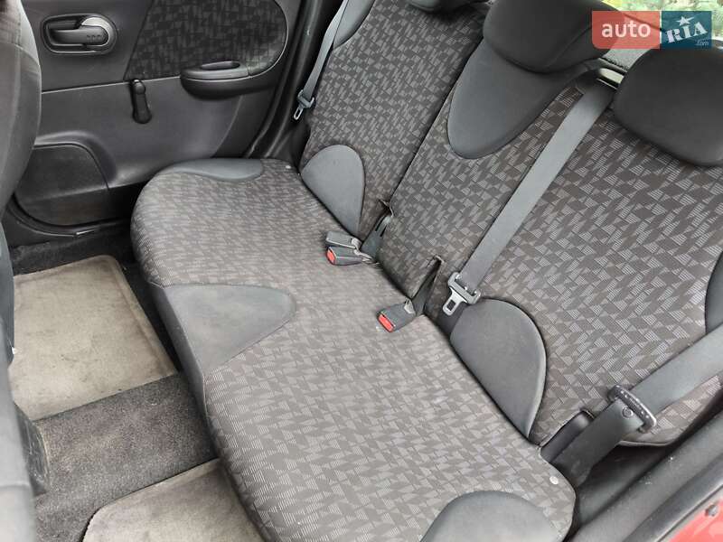 Хэтчбек Nissan Note 2006 в Киеве