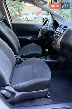 Хэтчбек Nissan Note 2015 в 