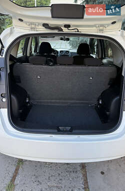 Хэтчбек Nissan Note 2015 в 