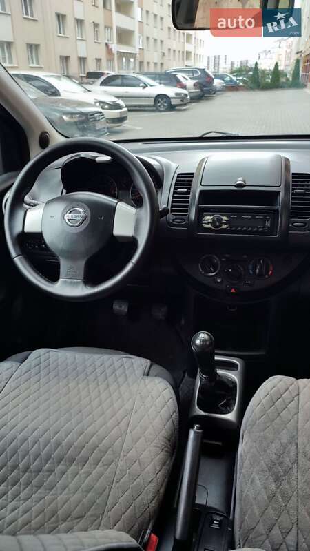 Хэтчбек Nissan Note 2012 в Хмельницком