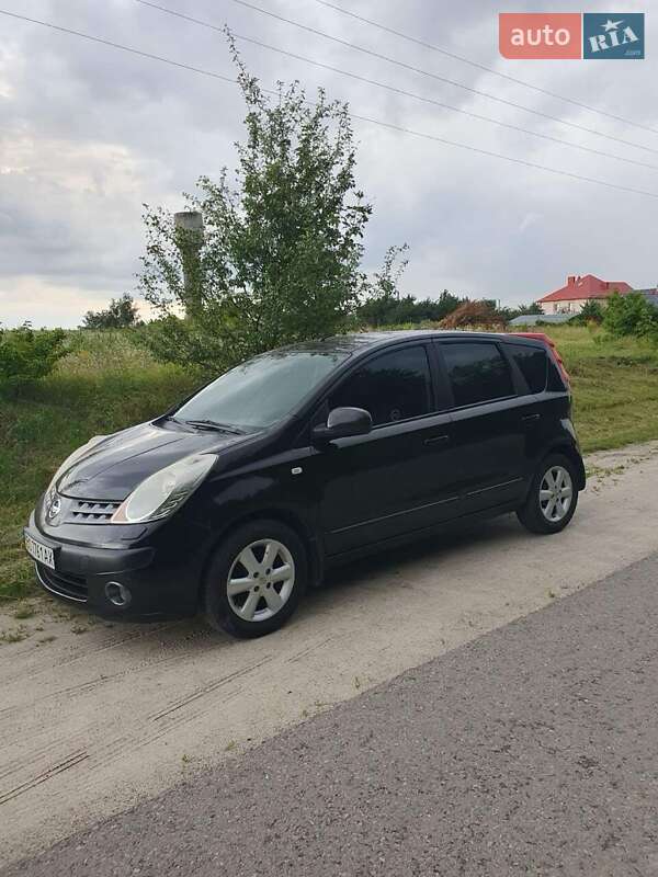 Хэтчбек Nissan Note 2007 в Тернополе