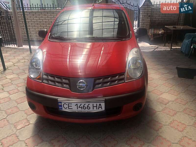 Хэтчбек Nissan Note 2006 в Черновцах