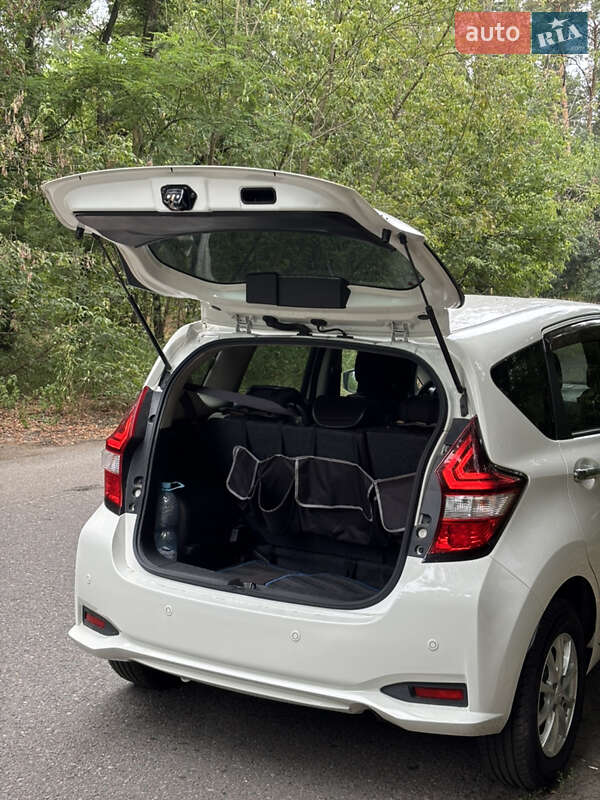 Хэтчбек Nissan Note 2018 в Киеве
