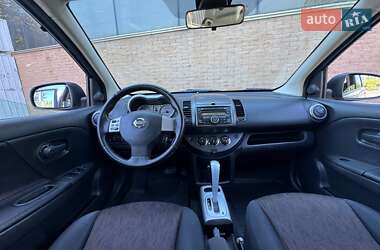Хэтчбек Nissan Note 2008 в 