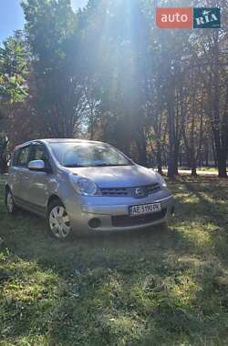 Хэтчбек Nissan Note 2007 в Новомосковске
