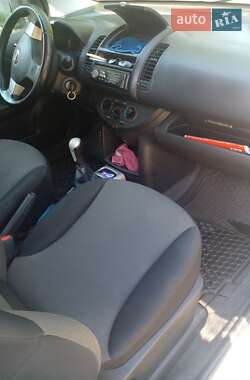 Хэтчбек Nissan Note 2013 в 