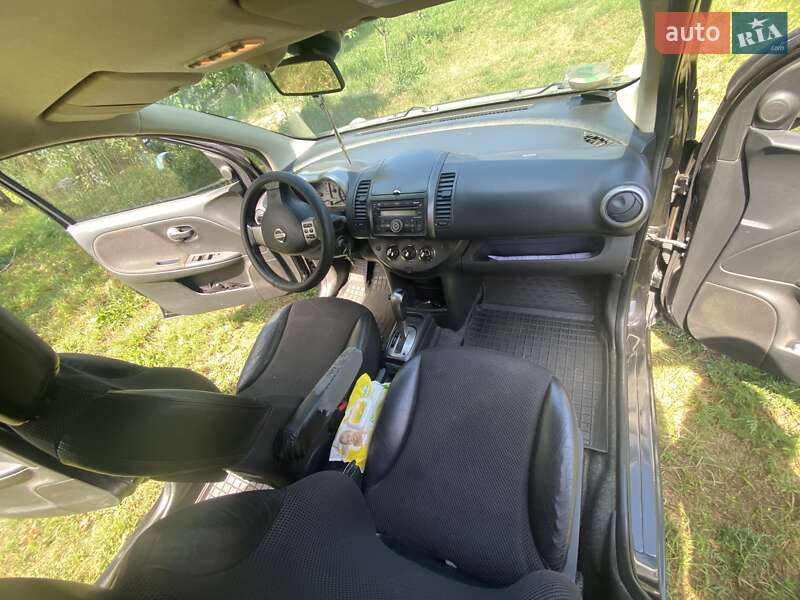 Хэтчбек Nissan Note 2008 в Змиеве