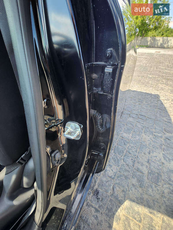 Хэтчбек Nissan Note 2013 в Полтаве фото 11 Хэтчбек Nissan Note 2013 в Полтаве