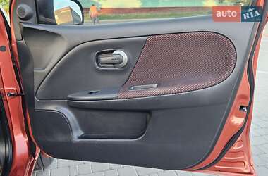 Хэтчбек Nissan Note 2007 в 