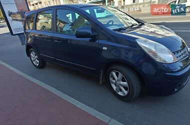 Хэтчбек Nissan Note 2008 в Чернигове