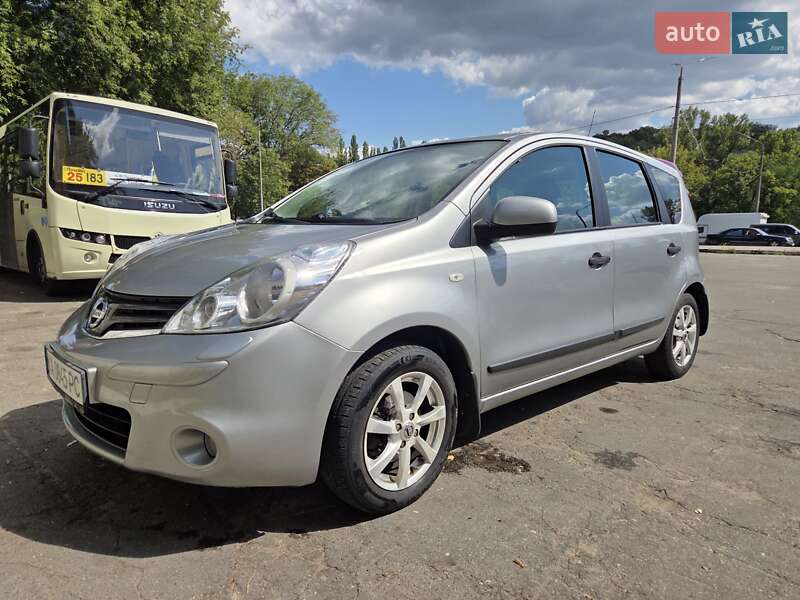 Nissan Note 2011
