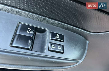 Хэтчбек Nissan Note 2014 в 