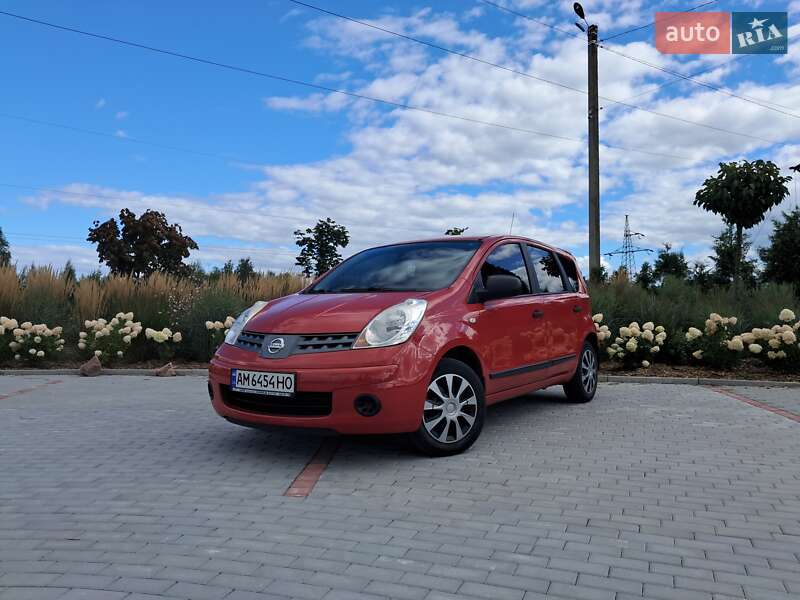 Хетчбек Nissan Note 2008 в Коростені фото 3 Хетчбек Nissan Note 2008 в Коростені