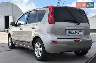 Хэтчбек Nissan Note 2008 в 