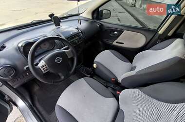 Хэтчбек Nissan Note 2008 в 