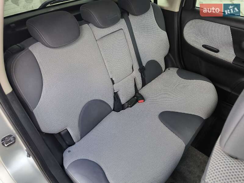 Хэтчбек Nissan Note 2008 в Львове фото 28 Хэтчбек Nissan Note 2008 в Львове