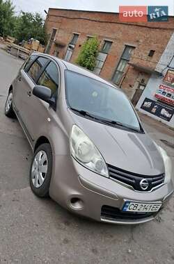 Хетчбек Nissan Note 2009 в Чернігові