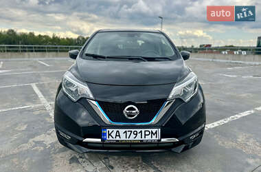 Хэтчбек Nissan Note 2018 в Киеве