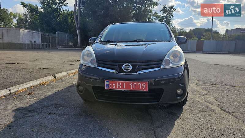 Хэтчбек Nissan Note 2009 в Каменском