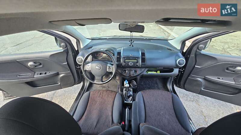 Хэтчбек Nissan Note 2009 в Каменском