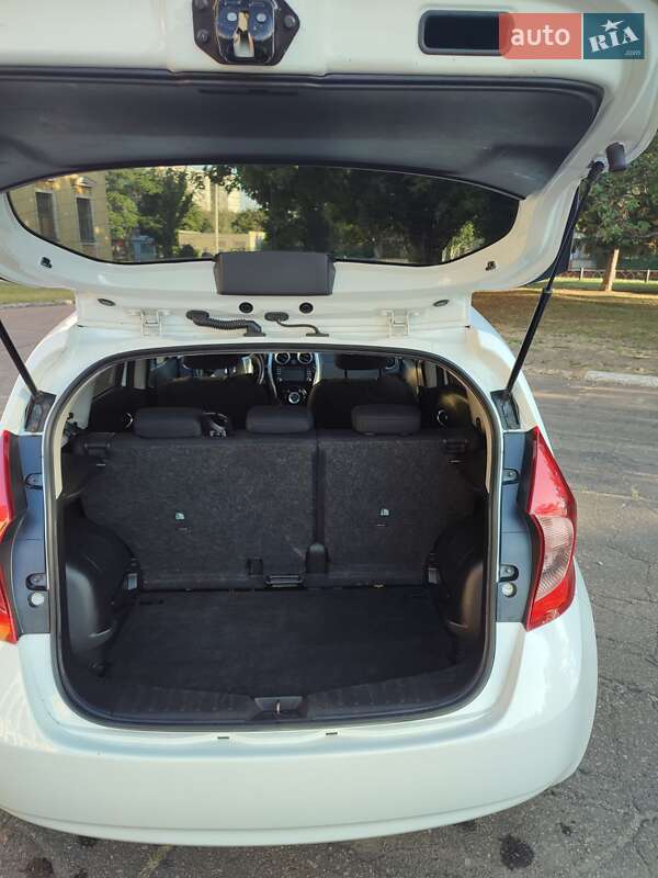 Хэтчбек Nissan Note 2015 в Краматорске