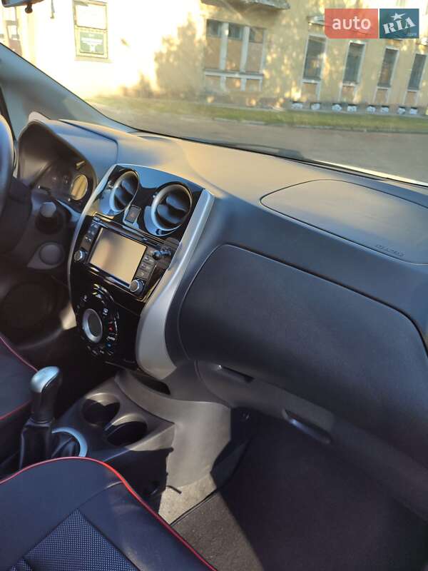 Хэтчбек Nissan Note 2015 в Краматорске