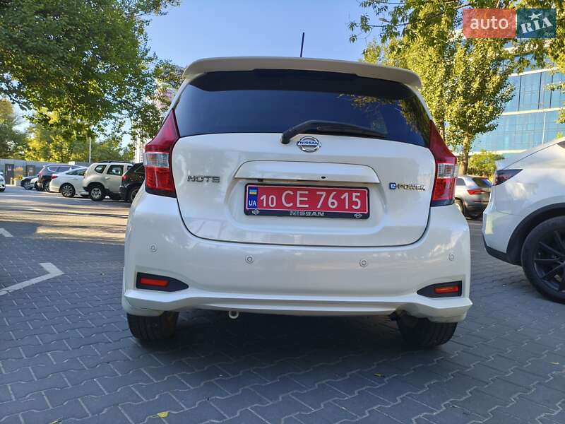 Хэтчбек Nissan Note 2018 в Киеве