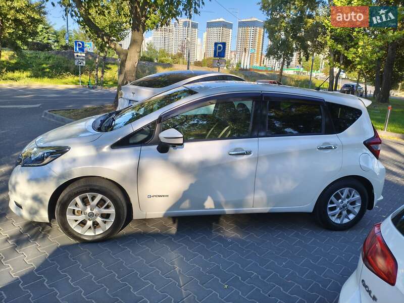 Хэтчбек Nissan Note 2018 в Киеве