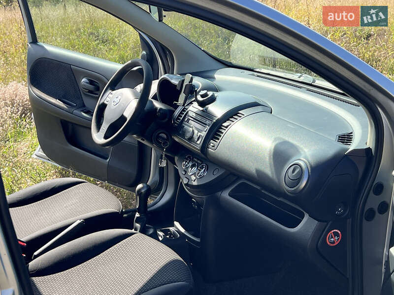 Хэтчбек Nissan Note 2007 в Киеве фото 11 Хэтчбек Nissan Note 2007 в Киеве