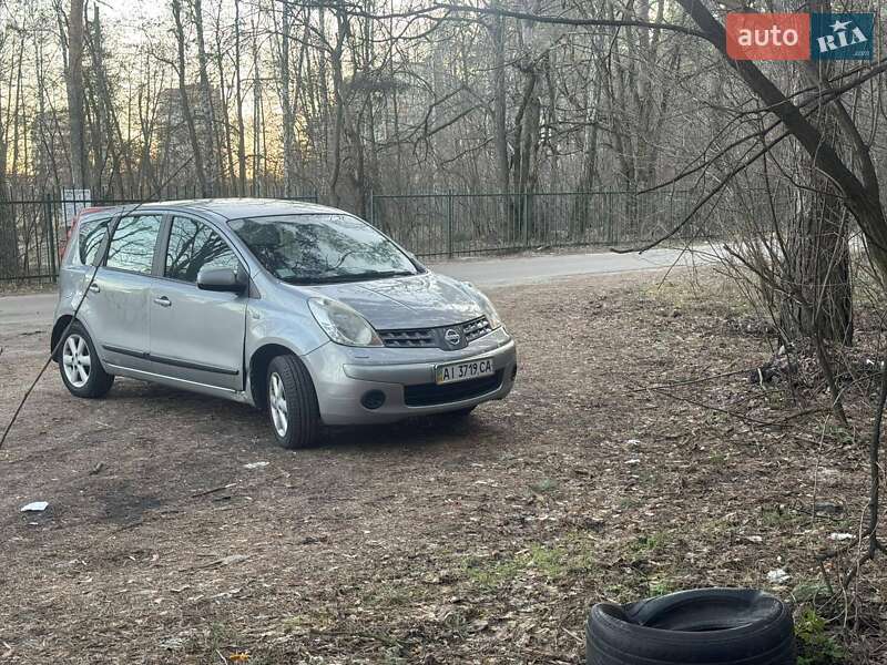 Хетчбек Nissan Note 2008 в Києві фото 11 Хетчбек Nissan Note 2008 в Києві