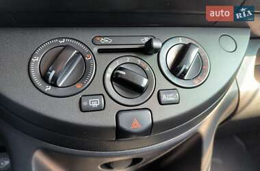 Хэтчбек Nissan Note 2007 в 