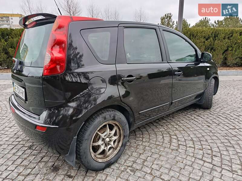 Хэтчбек Nissan Note 2007 в Павлограде