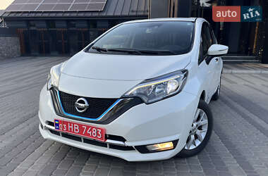 Хэтчбек Nissan Note 2017 в 
