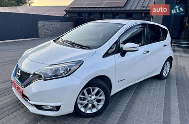 Хэтчбек Nissan Note 2017 в 