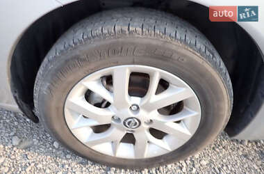 Хэтчбек Nissan Note 2019 в 