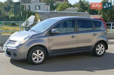 Хэтчбек Nissan Note 2008 в Киеве
