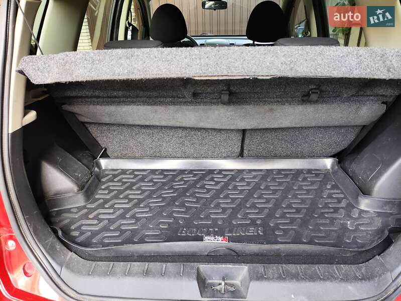 Хэтчбек Nissan Note 2007 в Киеве