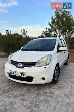 Хетчбек Nissan Note 2012 в Білогородці