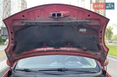 Хэтчбек Nissan Note 2008 в 