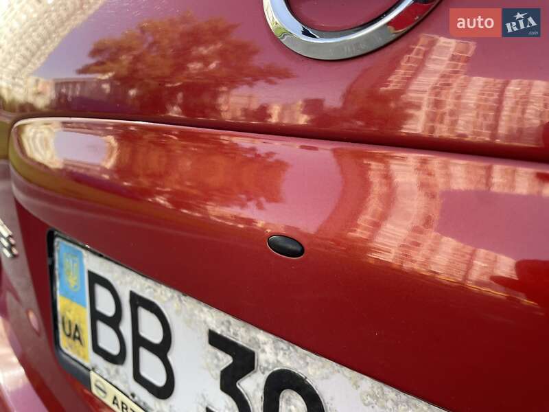 Хэтчбек Nissan Note 2008 в Киеве