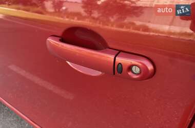 Хэтчбек Nissan Note 2008 в 