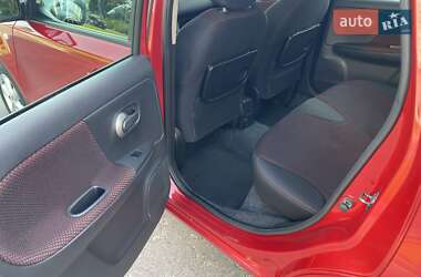 Хэтчбек Nissan Note 2008 в 