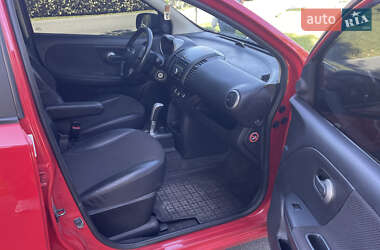 Хэтчбек Nissan Note 2007 в 